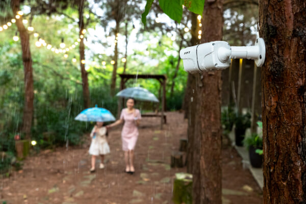 Thiết bị camera lắp ngoài trời